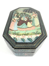 Boîte Coffret Ancien En Bois Avec Peinture