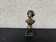 Petit Buste de Dame Romantique