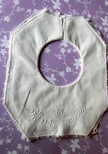 ANCIEN bavoir bavette broderie