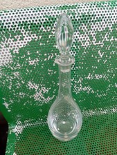 CARAFE CRISTAL STAMPILLE SEVRES ETAT NEUF HAUT 40 CM