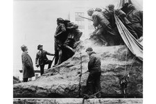 Gutzon Borglum inspects his