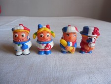4 FIGURINES KINDER COLLECTION