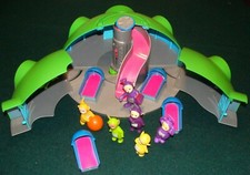 Maison Teletubbies,  hill house 