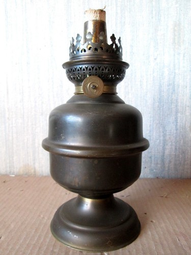 Lampe petrole pied - à, à