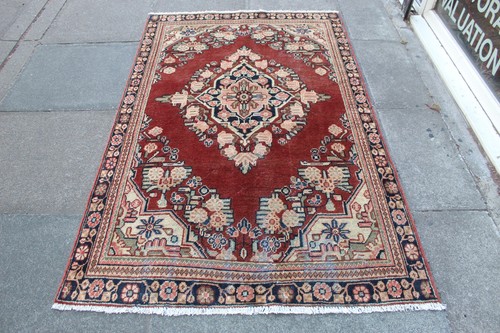 Tapis oriental laine rouge - en,