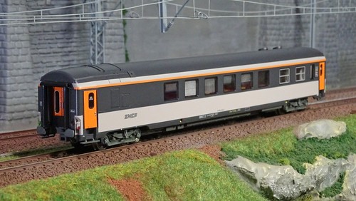 Models 40340 voiture - ls,
