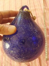 Ancienne curieuse boule en verre soufflé poire bleu bullé flotteur filet pêche