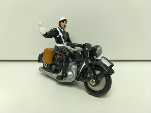 Quiralu moto de gendarmerie - quiralu,