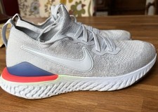 basket femme Nike Epic Reac 39 TBE