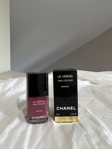 Chanel vernis nail colour - chanel, le
