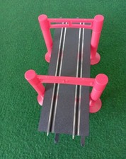 2 ponts circuit de voitures électrique ARTIN/JOUEF BY ARTIN/SPEETRAX... au 1/43