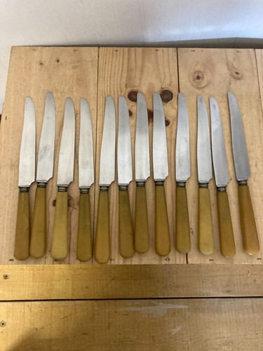 Couteaux manche bakélite - couteaux,