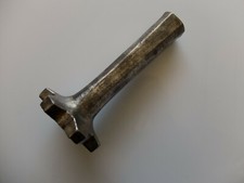 FLEURISTE - EMPORTE PIECE -