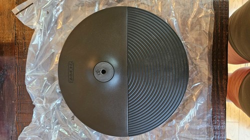 Simmons titan tscym10sc crash - simmons,
