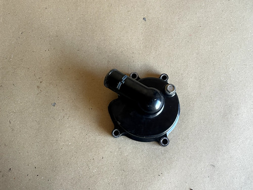 Couvercle pompe eau - eau, suzuki