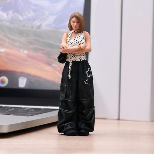 Figurines miniatures peintes