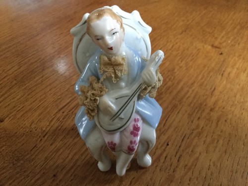 Ancienne figurine - ancienne, en