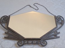 Très joli Miroir en Fer Forgé Martelé d'époque Art Déco 1930 - 84x53cm - Glace