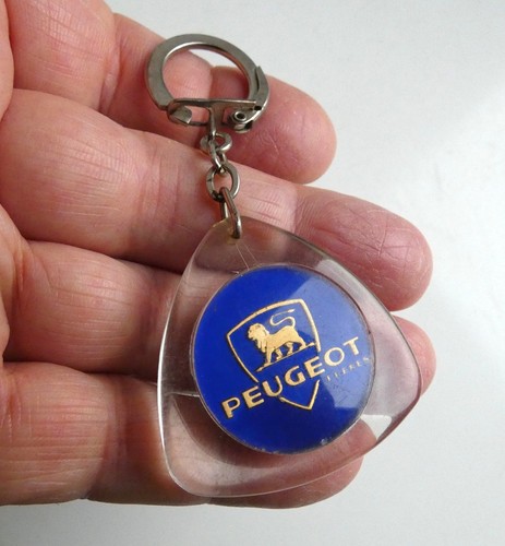 Ancien porte clé peugeot - clé,