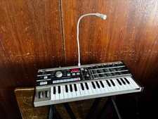 Synthétiseur/vocodeur Korg