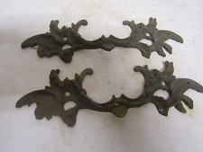 paire de poignéés    en