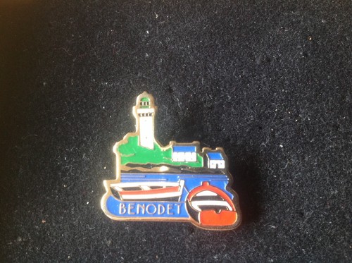 Pins tourisme benodet bretagne - tourisme,