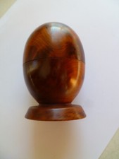 Oeuf en bois de Thuya "boîte"