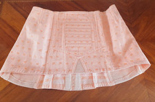 Corset gaine porte jarretelle