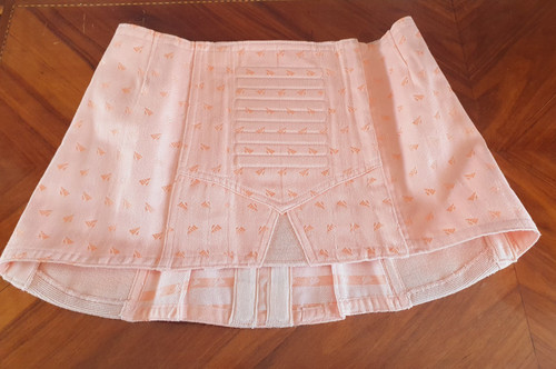 Corset gaine porte - , jarretelle