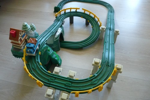 Fisher price geotrax mile high - geotrax,