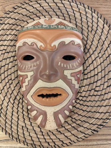 Masque mural terre cuite - mural,