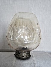 Ancien Globe tulipe de lampe à pétrole Cristal taillé gravé Lustre Applique N°1