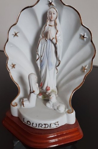 Vierge porcelaine sur - porcelaine, bois