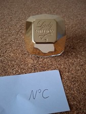 Flacon PACO RABANNE  vide sans parfum   pour collection/décoration