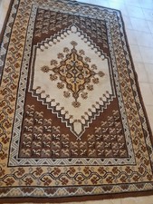 tapis tunisien acheté en 1987 157cmx248cm nettoyé en profondeur en 2018
