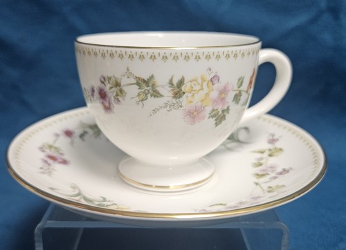 Tasse thé soucoupe - À,