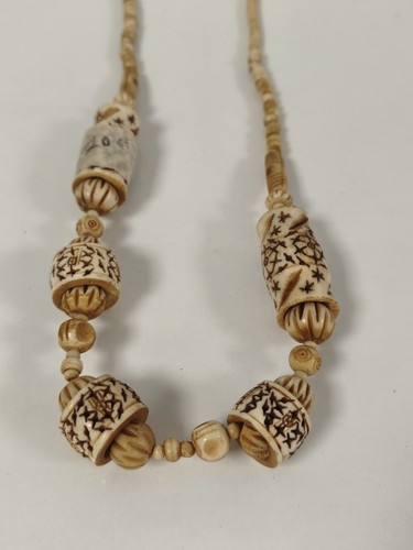 Ancien gros collier os - collier,