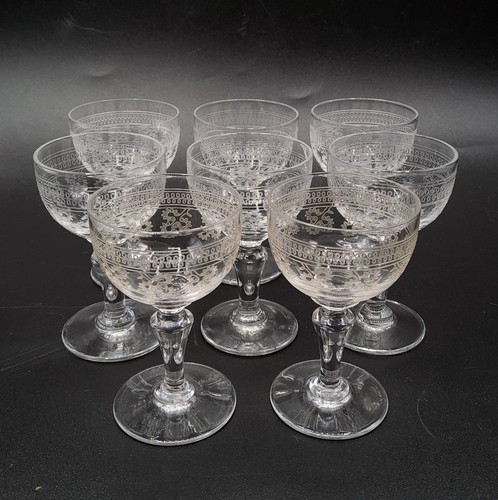 Série huit verres à - de,