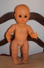 BELLA - LAURENCE -  Poupée séxuée - Bella non marquée - 40 cm - Bon état -