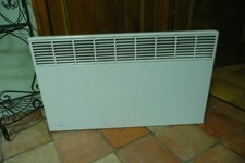 Convecteur électrique mural