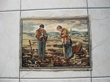 " l'angélus de Millet " 30cmx22cm 1réf4587 tapisserie canevas FINI Paris France
