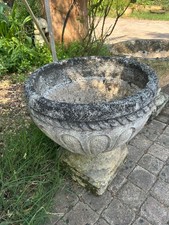 Jardiniére en pierre