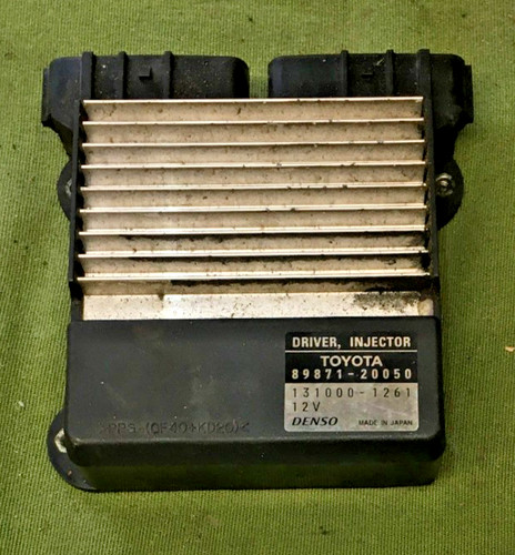 Ecu moteur toyota avensis - ecu, /