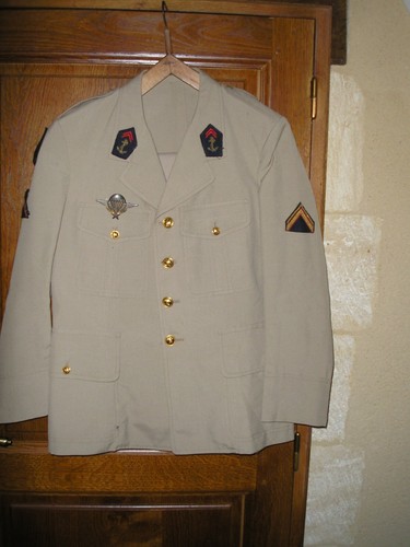 Ancienne tenue militaire para