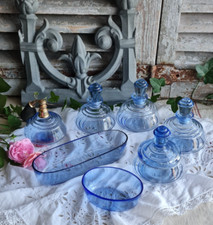 ANCIEN SERVICE DE TOILETTE en verre bleu ART DECO POT A SAVON FLACON PARFUM