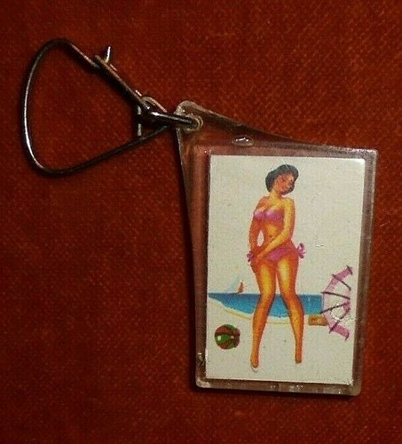 Porte clés key - ring, pin-up