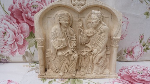 Bas relief plâtre dur - relief,