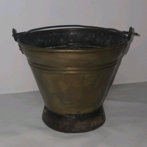 02m5 ancienne vaclette vierpot - ancienne,