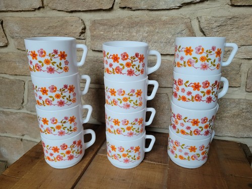 Tasses café fleurs - cafÉ,
