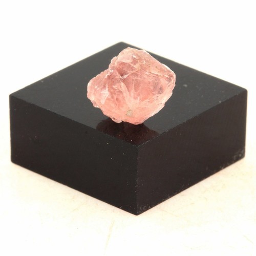 Fluorite rose ct massif - rose., ct.